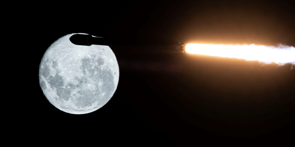 Een Chinese raket in een bovenste trap van SpaceX maakte een fout op ramkoers met de maan