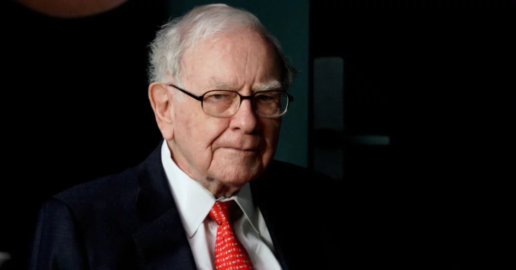 Buffett betreurt het gebrek aan kwaliteitsinvesteringen, terwijl Berkshire Records winst maakt
