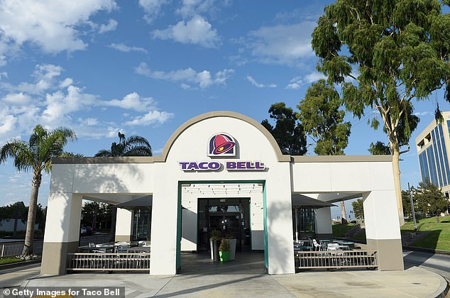 Afgewezen: Jessica gaf toe dat haar creditcard was geweigerd toen ze Taco Bell probeerde te bestellen
