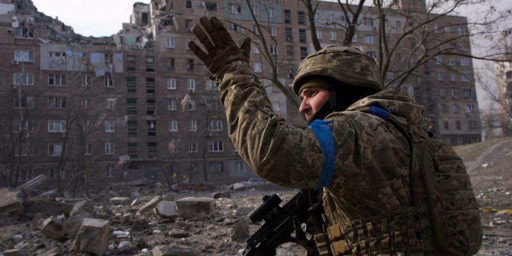 Russische troepen vastgebonden in gevecht met Oekraïense troepen in Marioepol: Verenigd Koninkrijk