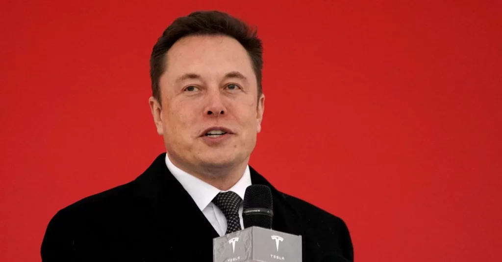 Elon Musk zegt dat het juridische team van Twitter hem heeft verteld dat hij een geheimhoudingsverklaring heeft geschonden