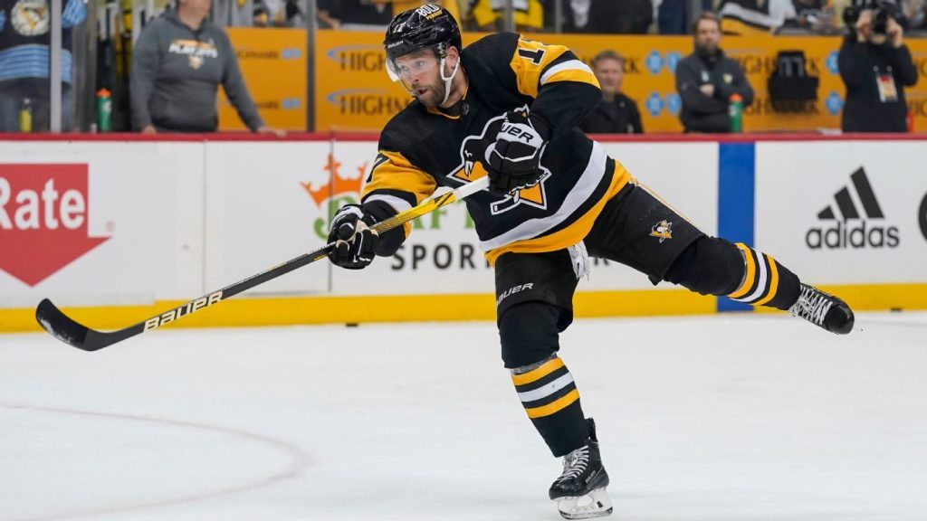 Pittsburgh Penguins handelen snel, verlengen contract van zes jaar met Bryan Rust een week na diskwalificatie