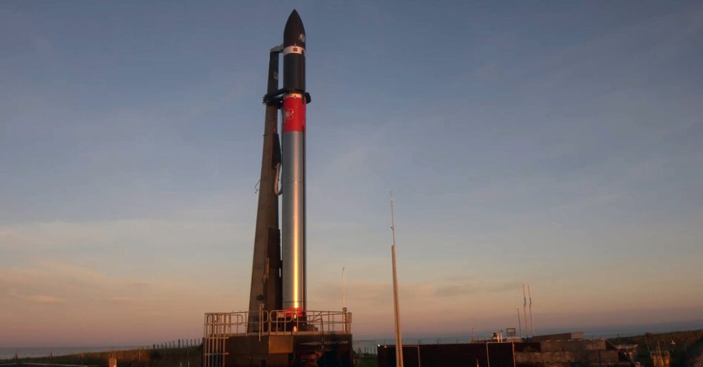 Rocket Lab verwerft booster die met helikopter uit de ruimte valt