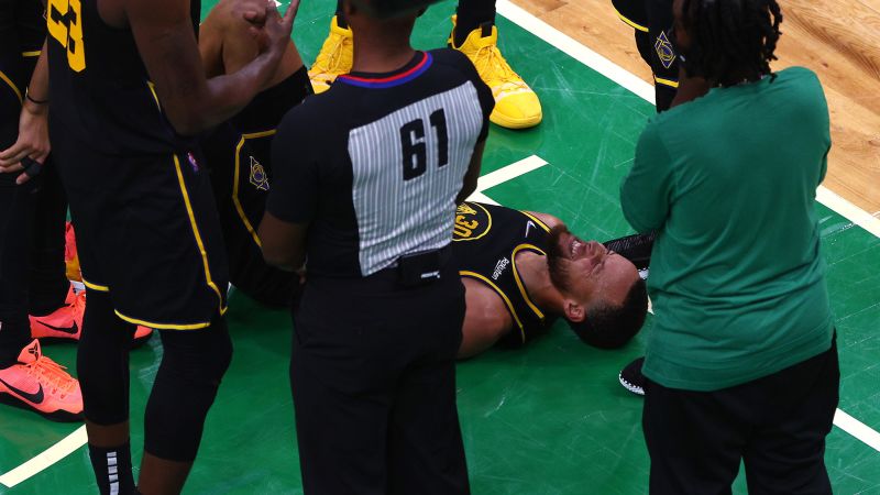 NBA Finals Game 3: Steve Curry's blessure 116-100 Golden State Warriors verlies voor Boston Celtics