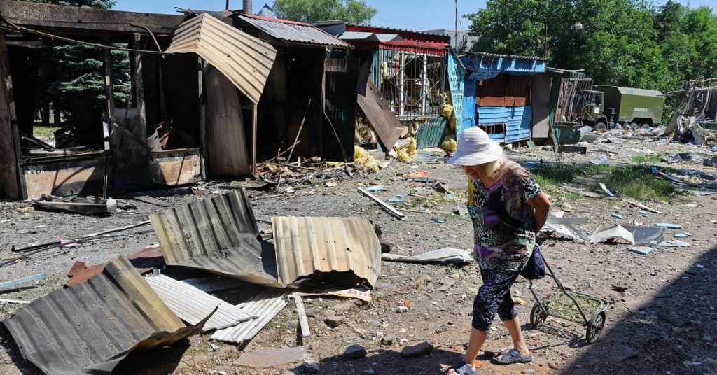 Rusland intensiveert zijn aanvallen op grote steden in Oost-Oekraïne en verovert grondgebied