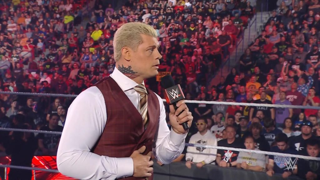 WWE Ruwe resultaten, samenvatting en scores: Seth Rollins neemt het op tegen Cody Rhodes met een brute aanval