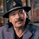 Carlos Santana stort in tijdens het Michigan-Billboard-concert