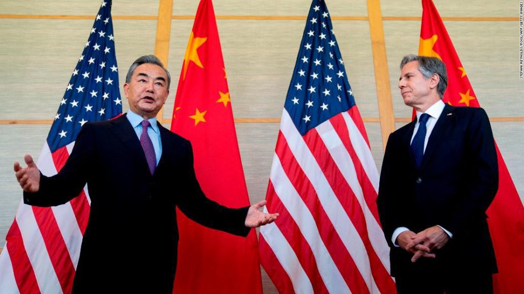 Blinkin vertelde Wang Yi dat de Verenigde Staten zich zorgen maken over China's "afstemming" met Rusland
