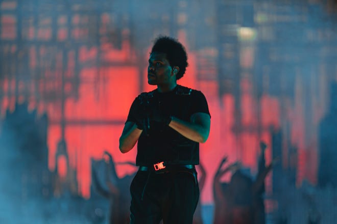The Weeknd bracht schrikbarend enthousiaste fans bij de aftrap van de After Hours Til Dawn-tour op donderdag.