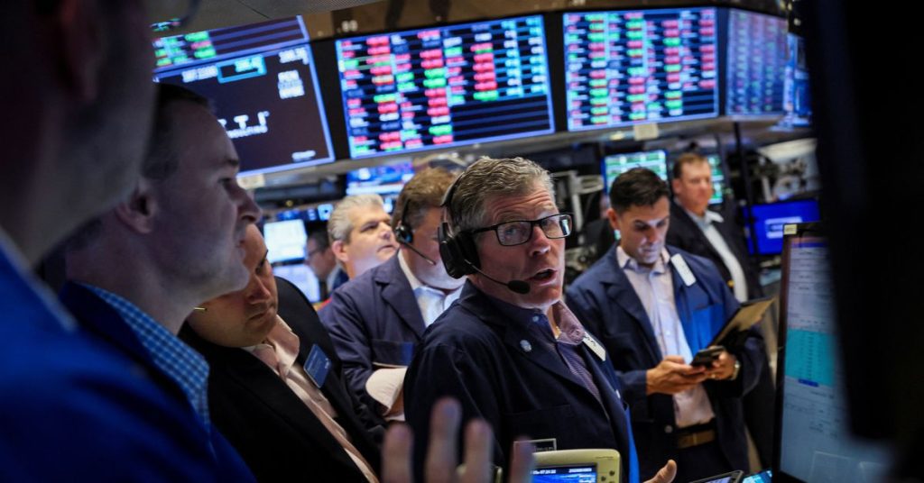 Wall Street sloot lager toen de aandelen in advertentietechnologie en sociale media daalden