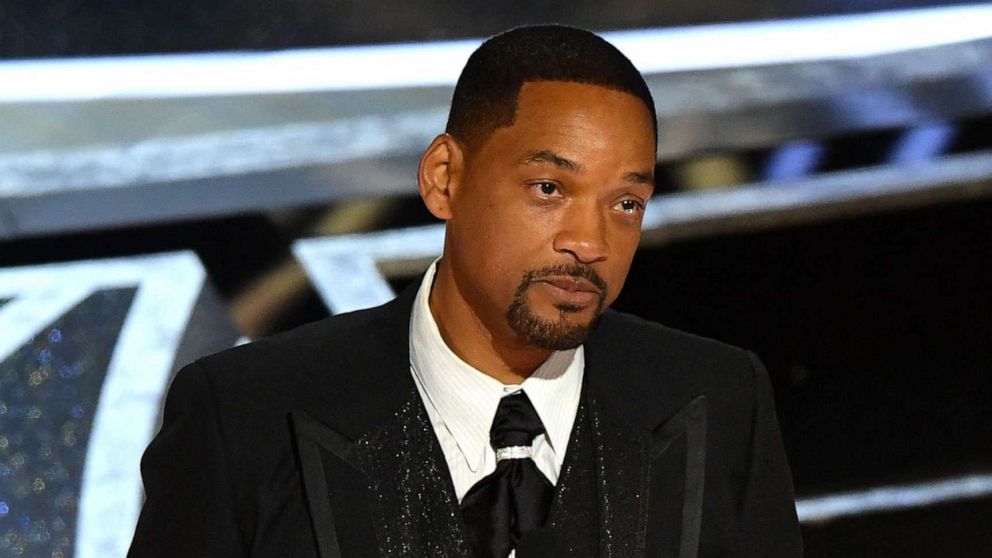 Will Smith spreekt de Oscar-klap toe en verontschuldigt zich bij Chris Rock in een nieuwe video