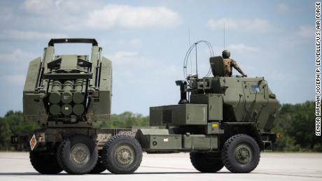 De Verenigde Staten zullen Oekraïne voorzien van vier mobiele artillerieraketsystemen in een nieuw pakket voor veiligheidsbijstand van $ 400 miljoen voor Oekraïne