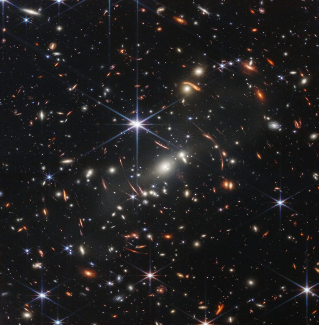 Een astronoom legt de verbluffende eerste beelden van de James Webb Space Telescope uit