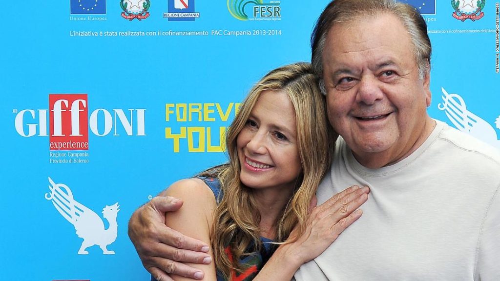 Mira Sorvino groet haar overleden vader Paul