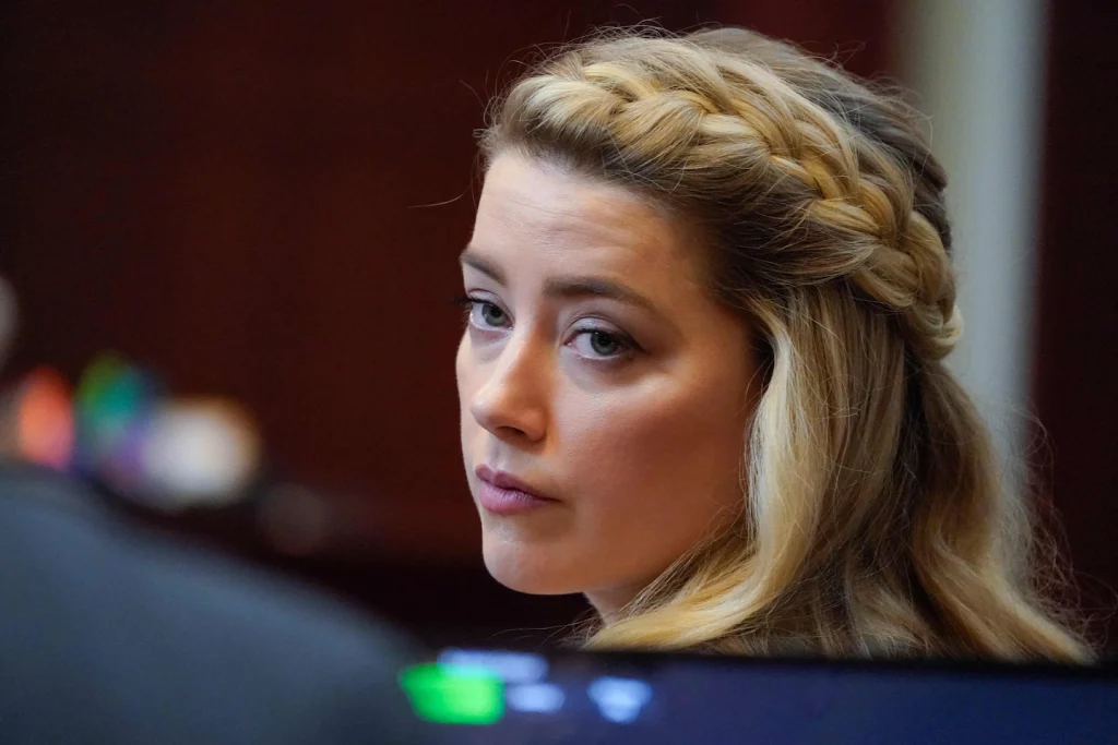 Rechter verwerpt verzoek van Amber Heard om het proces in de zaak van Johnny Depp nietig te verklaren