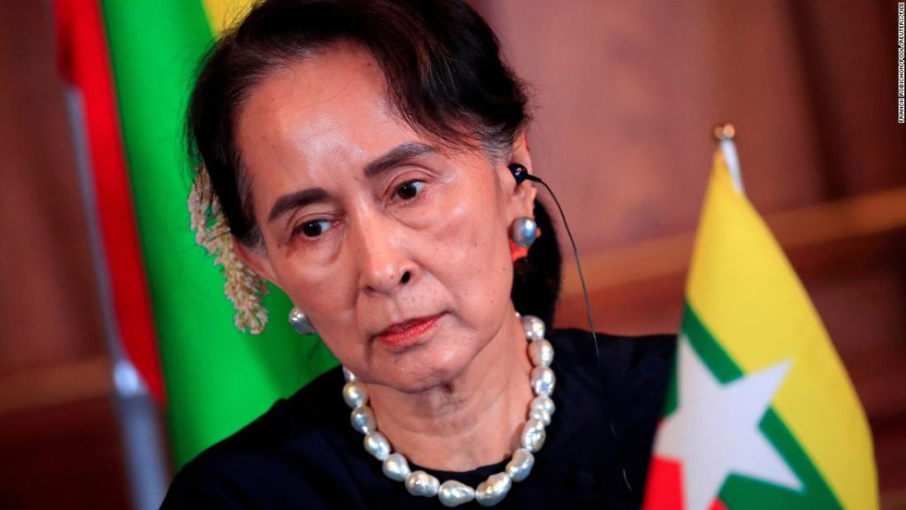 Aung San Suu Kyi: Voormalig leider van Myanmar veroordeeld tot 6 jaar gevangenisstraf