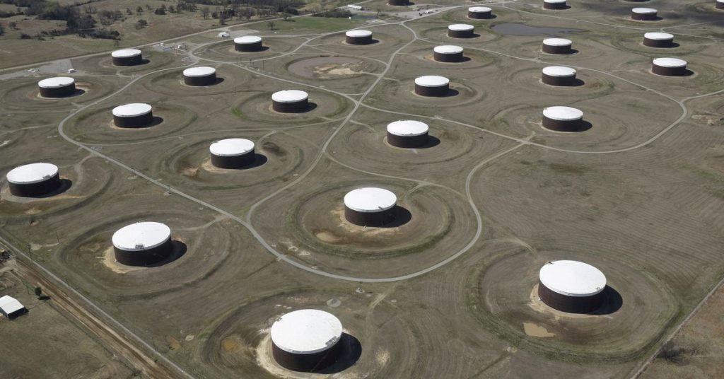 Olie stijgt met $ 3 per vat, aangezien OPEC+ waarschijnlijk krapper wordt naarmate de deal met Iran opdoemt