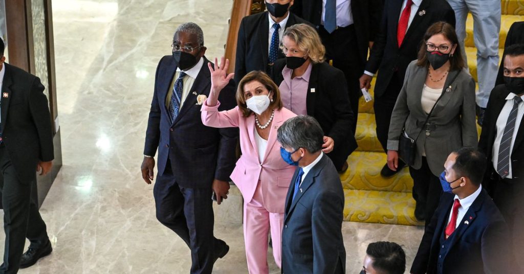 Pelosi arriveert in Taiwan, betuigt Amerikaanse "solidariteit" met China's woede