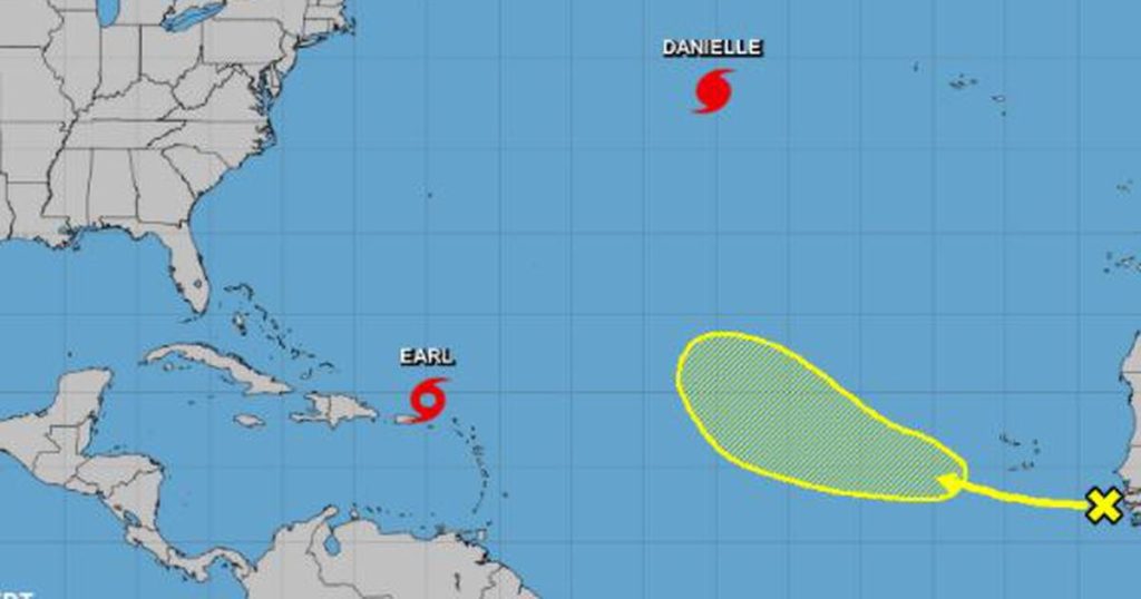 Tropische storm Earl voorspelde te veranderen in een orkaan: Forecasters