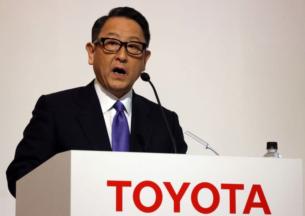 Toyota-chef zegt dat het verbod op benzineauto's in Californië 'moeilijk' zal zijn om te voldoen