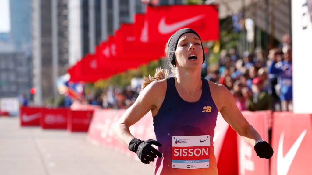 Emily Sisson breekt het Amerikaanse marathonrecord voor vrouwen