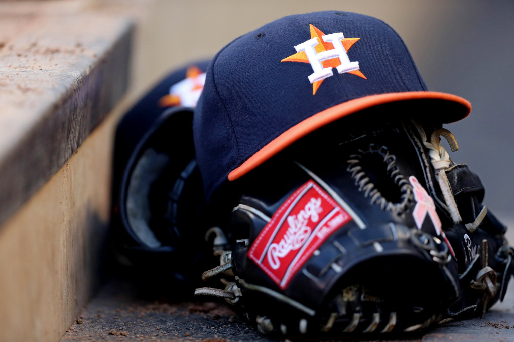 Astros Fire Assistent General Manager Scott Powers