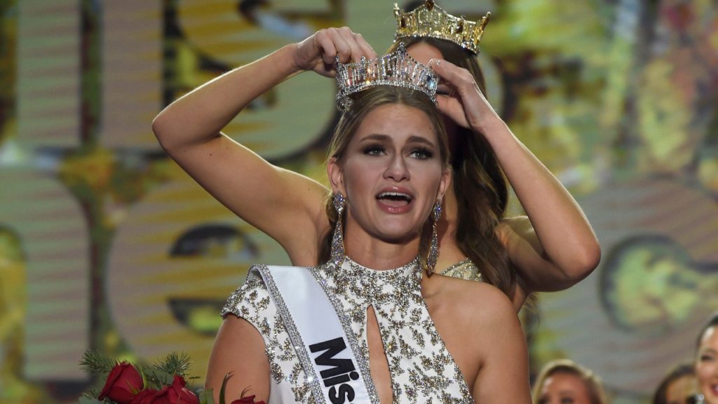 Winnaar Miss America 2023, Miss Wisconsin Grace Stank, blikt terug op haar schokkende overwinning: ‘Gewoon een puinhoop’