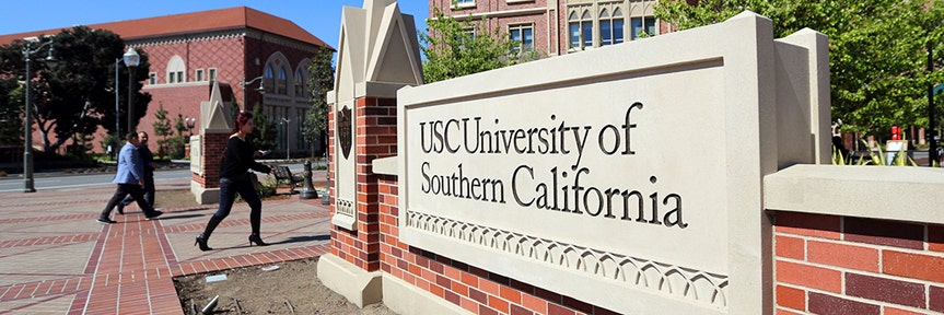 Een rechtszaak van de University of Southern California beweert dat de school misleidende beoordelingen gebruikte om studenten aan te trekken