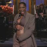 Keke Palmer kondigt haar zwangerschap aan in ‘SNL’-monoloog