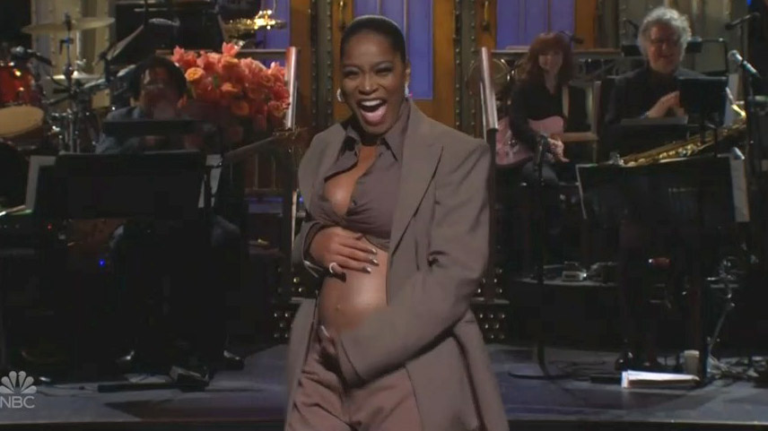 Keke Palmer kondigt haar zwangerschap aan in 'SNL'-monoloog