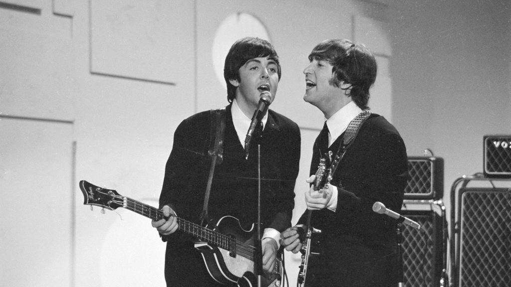 Paul McCartney herinnert zich dat hij "Here Today" schreef na de dood van John Lennon - Rolling Stone